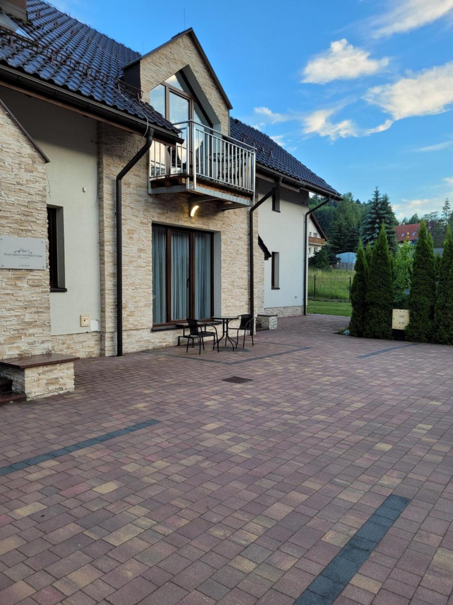 Apartamenty Pod Skrzycznem Szczyrk Exteriör bild